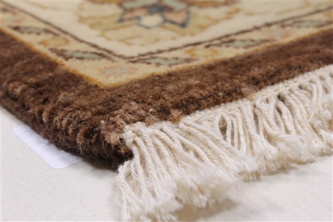 Ziegler Beige Hand Knotted 30 X 54 Area Rug 250-27387 Image 8