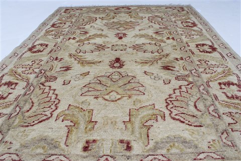 Pishavar Beige Hand Knotted 36 X 52 Area Rug 250-27394 Image 4