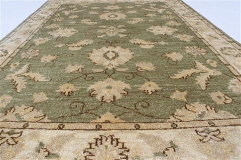 Pishavar Beige Hand Knotted 34 X 49 Area Rug 250-27400 Image 2