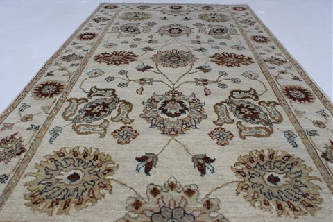 Ziegler Beige Hand Knotted 30 X 54 Area Rug 250-27401 Image 1
