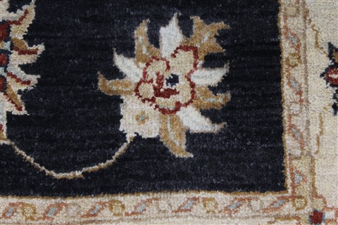 Ziegler Beige Hand Knotted 30 X 52 Area Rug 250-27407 Image 8