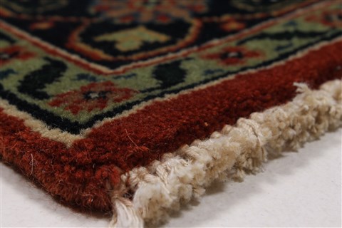 Herati Green Hand Knotted 31 X 411 Area Rug 250-27410 Image 7