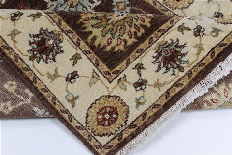 Ziegler Beige Hand Knotted 32 X 411 Area Rug 250-27413 Image 11