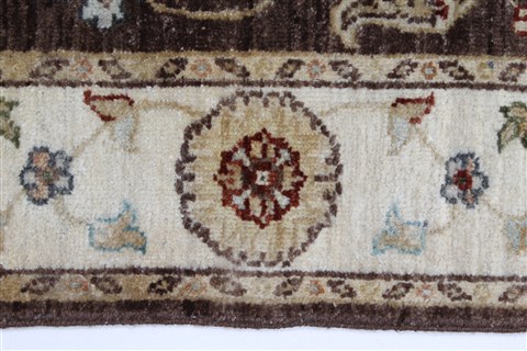 Ziegler Beige Hand Knotted 31 X 52 Area Rug 250-27438 Image 5