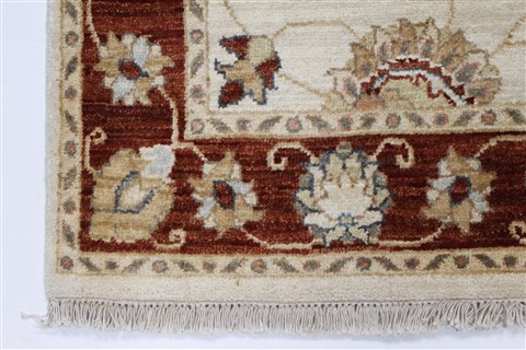 Ziegler Beige Hand Knotted 31 X 54 Area Rug 250-27440 Image 5