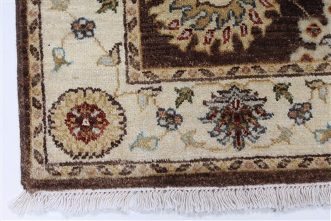 Ziegler Beige Hand Knotted 30 X 53 Area Rug 250-27442 Image 4