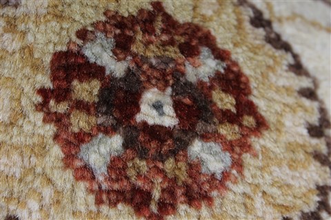 Ziegler Beige Hand Knotted 30 X 53 Area Rug 250-27442 Image 8