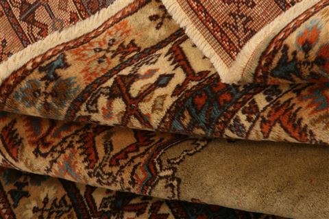 Kazak Beige Hand Knotted 46 X 77 Area Rug 100-27471 Image 3