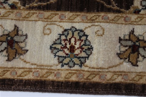 Ziegler Beige Hand Knotted 30 X 411 Area Rug 250-27481 Image 5