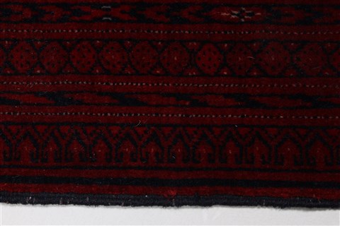 Kunduz Red Hand Knotted 33 X 42 Area Rug 250-27486 Image 2
