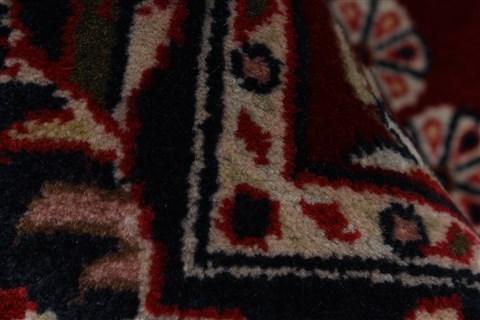 Sarouk Beige Hand Knotted 30 X 51 Area Rug 250-27490 Image 1