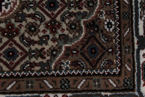 Mahi Beige Hand Knotted 30 X 50 Area Rug 250-27497 Image 8