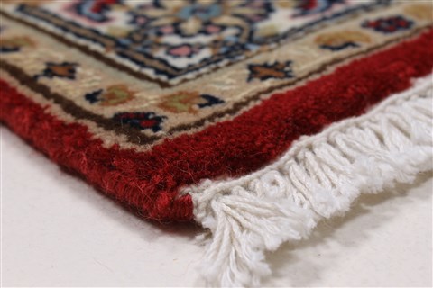 Bidjar Red Hand Knotted 30 X 55 Area Rug 250-27500 Image 6