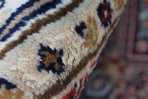 Bidjar Red Hand Knotted 30 X 55 Area Rug 250-27500 Image 9