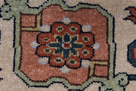 Serapi Multicolor Hand Knotted 31 X 51 Area Rug 250-27501 Image 13