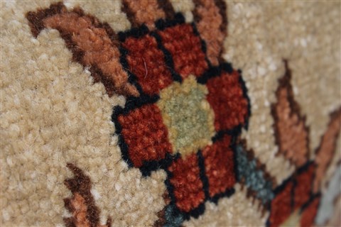 Serapi Multicolor Hand Knotted 31 X 51 Area Rug 250-27501 Image 3