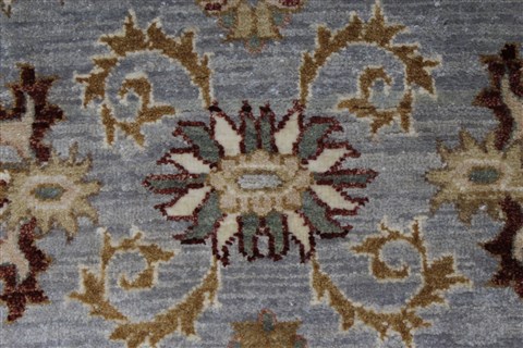 Pishavar Beige Hand Knotted 30 X 52 Area Rug 250-27503 Image 7