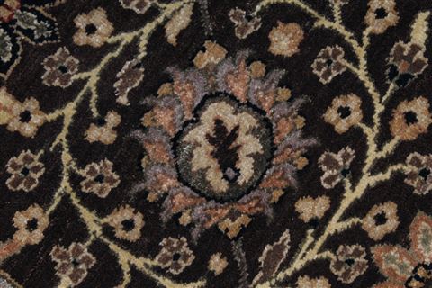 Pishavar Beige Hand Knotted 30 X 50 Area Rug 250-27506 Image 10