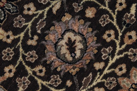 Pishavar Beige Hand Knotted 30 X 50 Area Rug 250-27506 Image 15