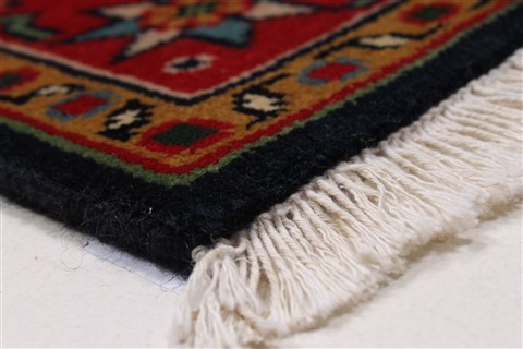 Heriz Red Hand Knotted 30 X 411 Area Rug 250-27511 Image 7