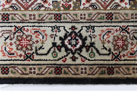 Mahi Beige Hand Knotted 28 X 411 Area Rug 250-27517 Image 2