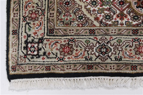 Mahi Beige Hand Knotted 28 X 411 Area Rug 250-27517 Image 4