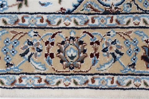 Nain Beige Hand Knotted 30 X 51 Area Rug 250-27529 Image 6