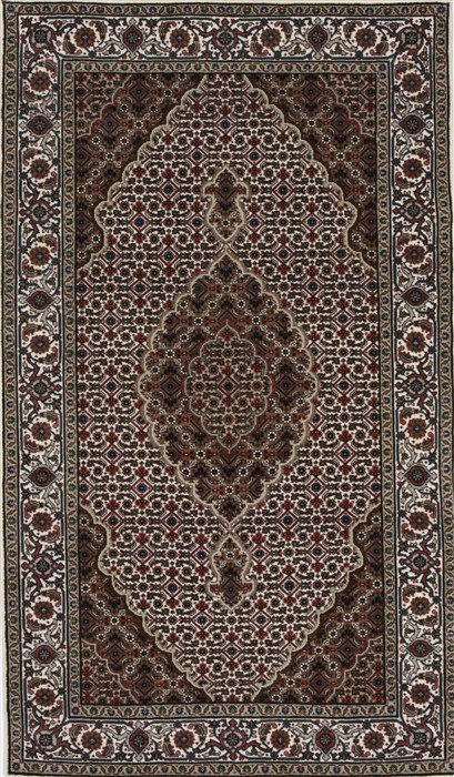 Mahi Beige Hand Knotted 32 X 55 Area Rug 250-27530 Image 0