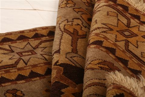 Kazak Brown Hand Knotted 50 X 62 Area Rug 100-27534 Image 2