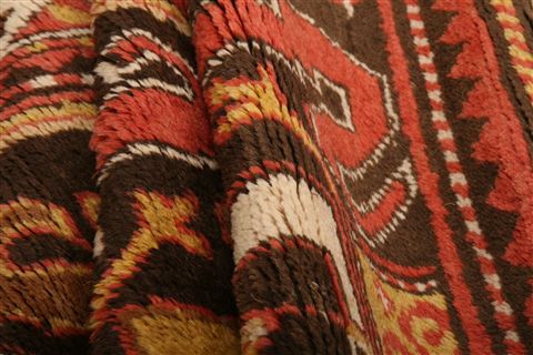 Kazak Red Hand Knotted 41 X 77 Area Rug 100-27543 Image 2