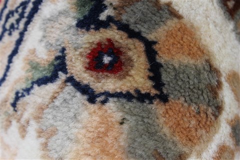 Sarouk Beige Hand Knotted 30 X 410 Area Rug 250-27587 Image 10