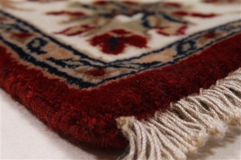 Sarouk Beige Hand Knotted 30 X 410 Area Rug 250-27587 Image 6