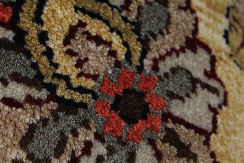 Kashan Beige Hand Knotted 30 X 53 Area Rug 250-27590 Image 10