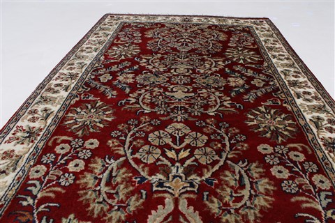 Sarouk Beige Hand Knotted 30 X 51 Area Rug 250-27597 Image 2