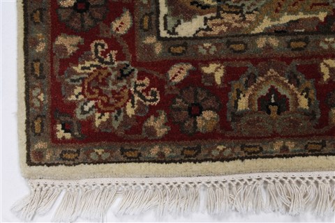 Kashan Brown Hand Knotted 31 X 51 Area Rug 250-27599 Image 5