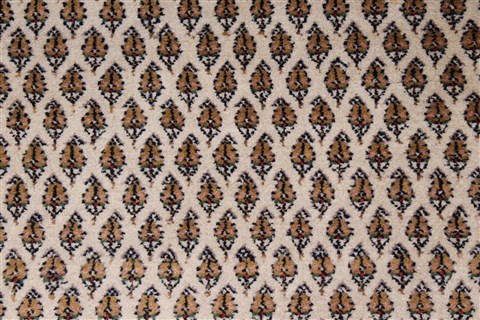 Mahi Beige Hand Knotted 30 X 410 Area Rug 250-27611 Image 4