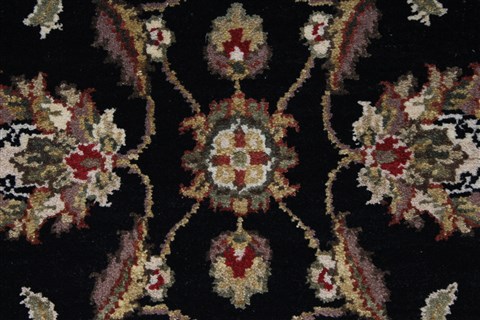 Kashan Beige Hand Knotted 30 X 52 Area Rug 250-27616 Image 5