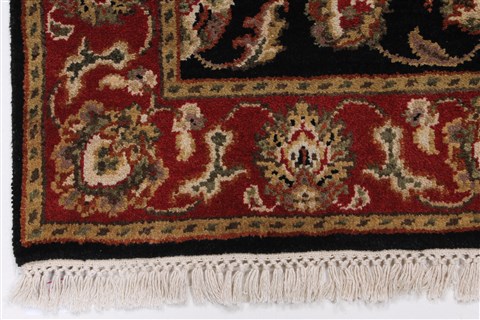 Kashan Beige Hand Knotted 30 X 52 Area Rug 250-27616 Image 6