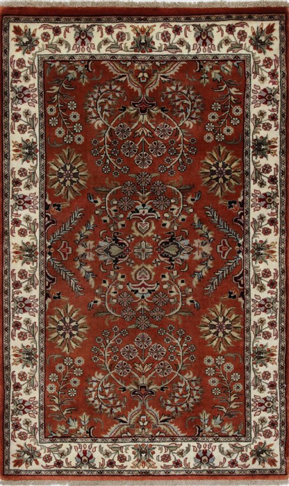 Sarouk Beige Hand Knotted 30 X 50 Area Rug 250-27622 Image 0