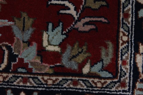 Sarouk Beige Hand Knotted 211 X 410 Area Rug 250-27625 Image 9