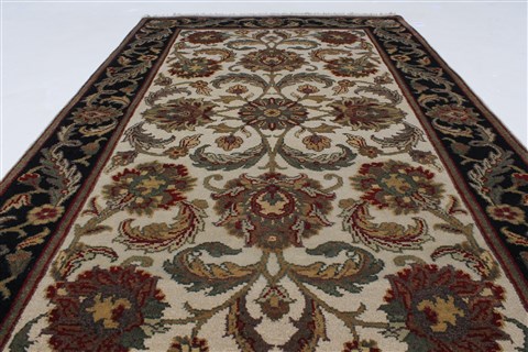 Kashan Beige Hand Knotted 32 X 51 Area Rug 250-27637 Image 2