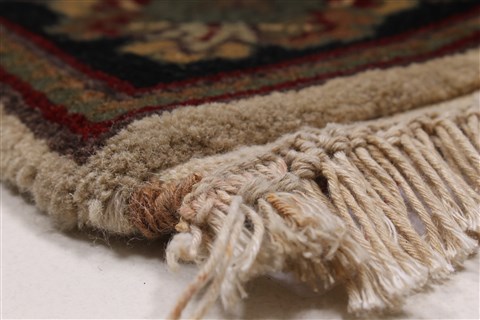 Kashan Beige Hand Knotted 32 X 51 Area Rug 250-27637 Image 6
