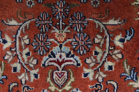 Sarouk Beige Hand Knotted 210 X 51 Area Rug 250-27639 Image 7