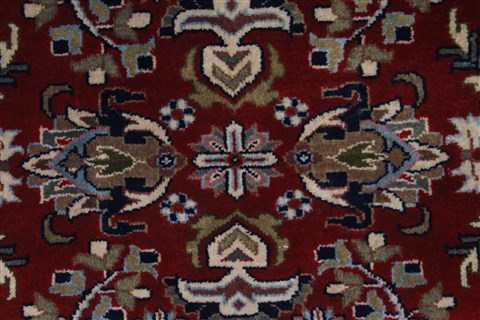 Sarouk Beige Hand Knotted 30 X 411 Area Rug 250-27642 Image 3