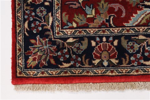 Sarouk Beige Hand Knotted 30 X 411 Area Rug 250-27642 Image 4
