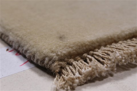Gabbeh Beige Hand Knotted 30 X 50 Area Rug 250-27653 Image 5