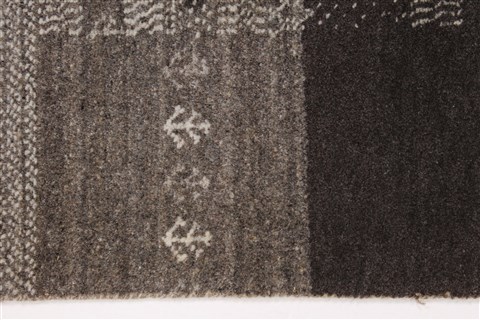 Gabbeh Grey Hand Knotted 31 X 410 Area Rug 250-27655 Image 2