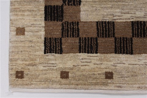 Gabbeh Beige Hand Knotted 30 X 52 Area Rug 250-27658 Image 3