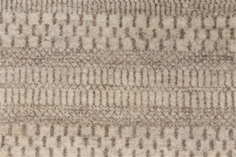 Gabbeh Beige Hand Knotted 30 X 52 Area Rug 250-27672 Image 4