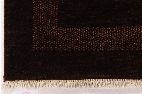 Gabbeh Brown Hand Knotted 30 X 50 Area Rug 250-27673 Image 3
